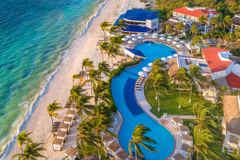 Desire Riviera Maya Pearl Resort