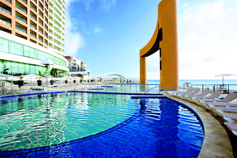 Beach Palace Cancun