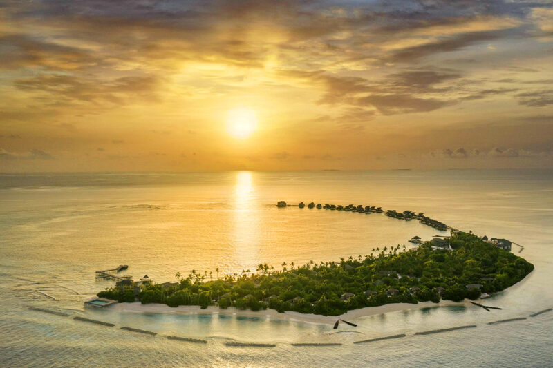 JW Marriott Maldives Resort & Spa