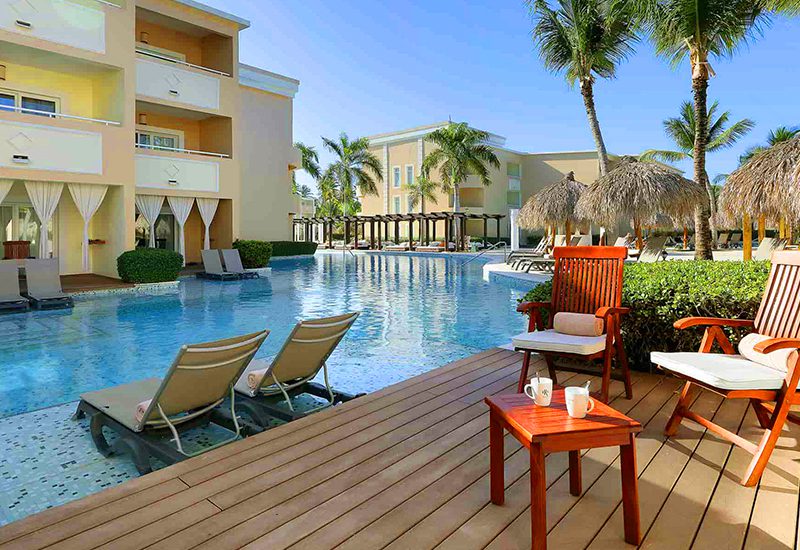 caribbean resorts with swim-up suites trs turquesa hotel dominican republic